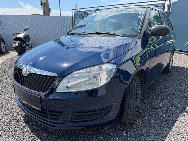 Škoda Fabia Combi 1.2 HTP – fotografia 6 z 15