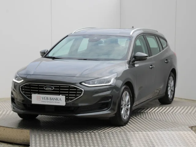 Ford Focus Combi 1.0 EcoBoost mHEV Titanium – fotografia 4 z 15