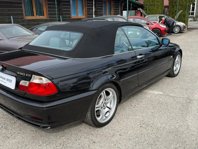 BMW 330i Cabrio – fotografia 6 z 15