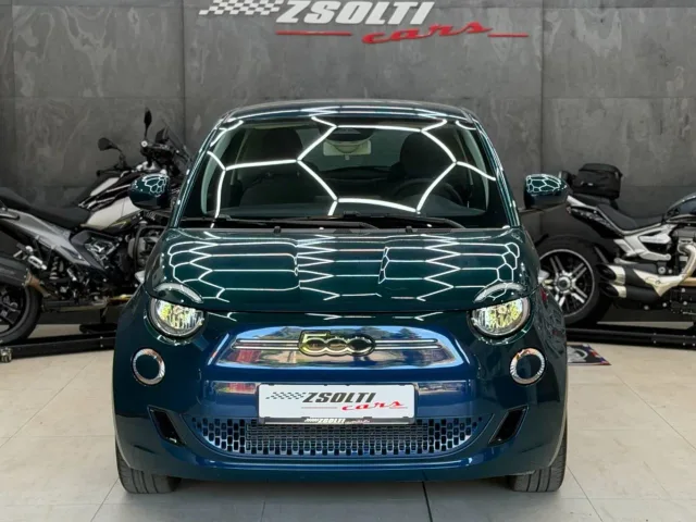 Fiat 500e 42 kWh Icon – fotografia 5 z 14