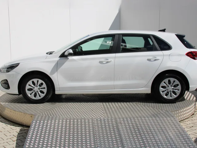 Hyundai i30 1,5 DPi Comfort – fotografia 2 z 15
