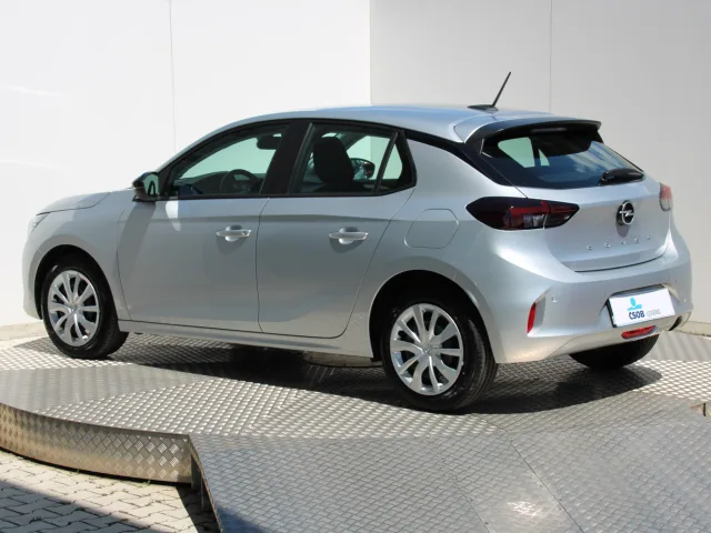 Opel Corsa 1.2 i 55 kW – fotografia 3 z 15