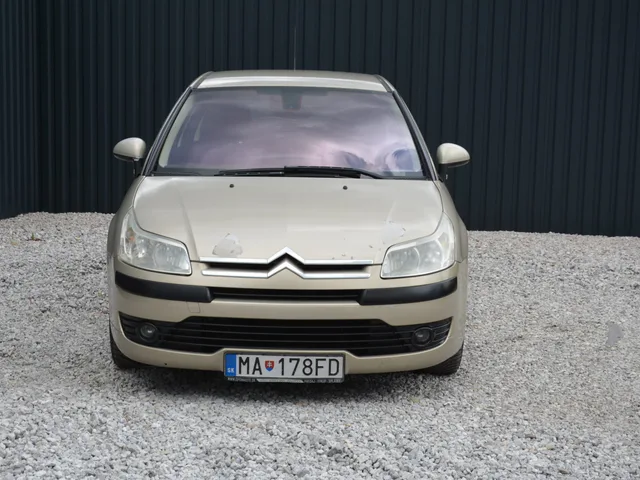 Citroën C4 1.6 HDi – fotografia 4 z 15