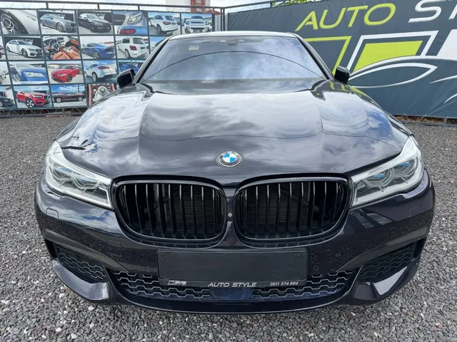 BMW 730d xDrive – fotografia 4 z 15