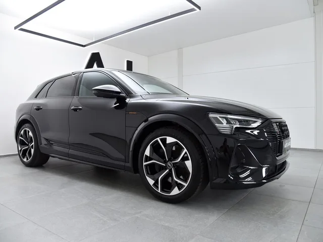 Audi e-tron S quattro A/T – fotografia 5 z 14