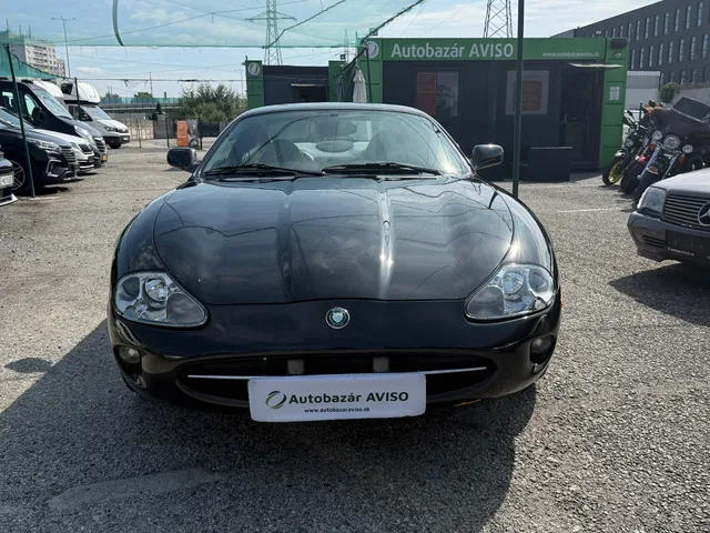 Jaguar XK 4.0 Coupé – fotografia 2 z 15