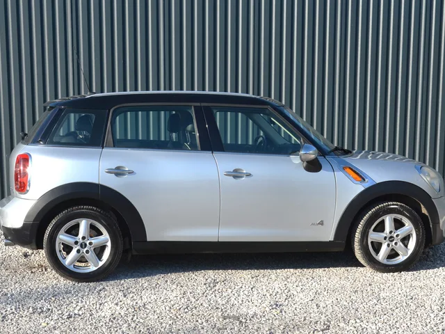Mini Countryman 1.6 D Cooper D All4 – fotografia 6 z 15