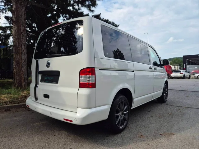 Volkswagen T5 Transporter 2.0 TDI Combi DSG – fotografia 6 z 15