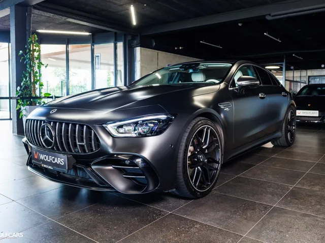 Mercedes-Benz AMG GT 43 4MATIC+ – fotografia 3 z 15