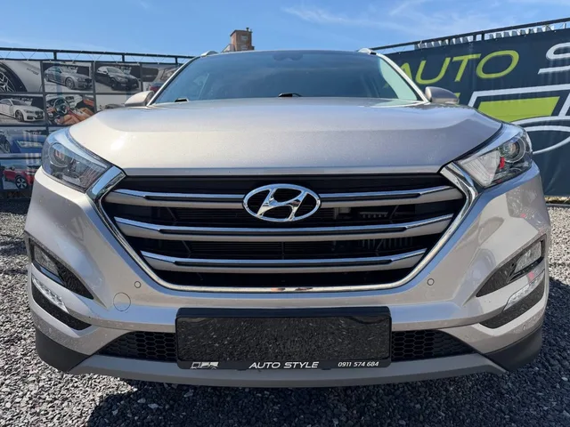 Hyundai Tucson 1.7 CRDi Comfort – fotografia 3 z 15