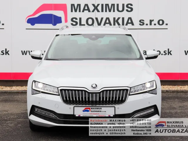 Škoda Superb Combi 2.0 TDI SCR Style DSG – fotografia 2 z 15