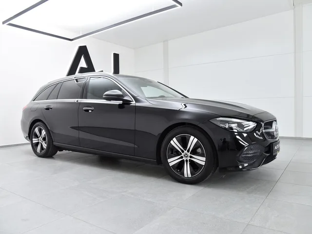 Mercedes-Benz Trieda C Kombi 200d mHEV Avantgarde 9G-Tronic – fotografia 5 z 14