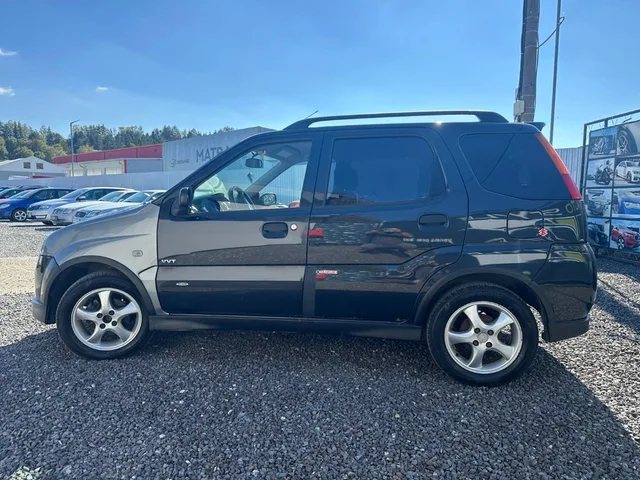 Suzuki Ignis 1.3 16V – fotografia 6 z 15