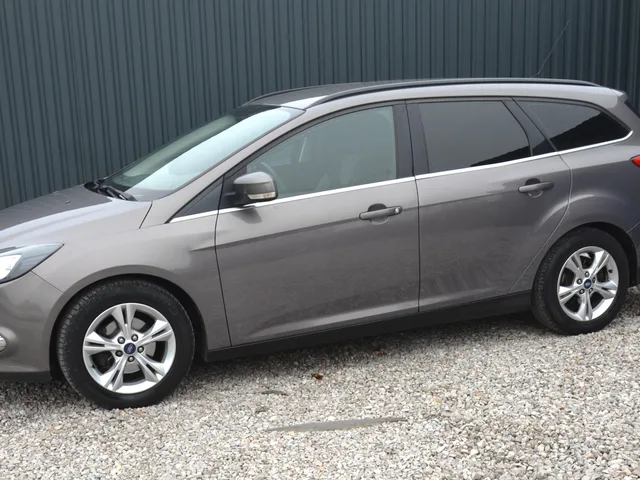 Ford Focus Combi 1.0 EcoBoost – fotografia 3 z 15