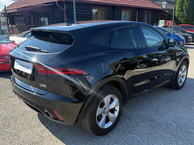 Jaguar E-Pace 2.0 D180 R-Dynamic SE AWD – 4. fotó (összesen 15)
