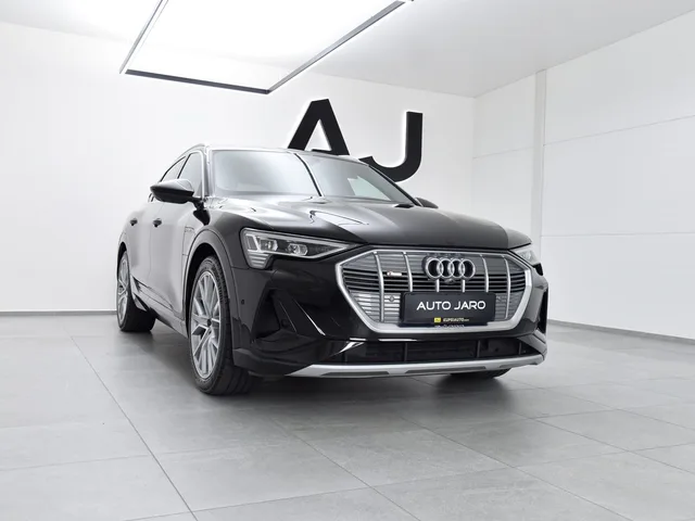 Audi e-tron Sportback 55 Quattro S-Line A/T – fotografia 4 z 15