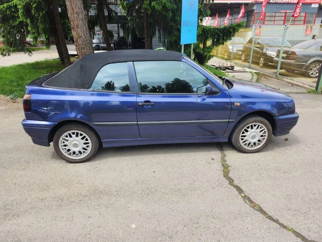 Volkswagen Golf Cabrio GTI 2.0 Karman – fotografia 4 z 15