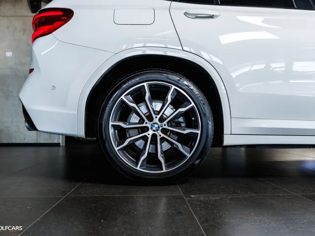 BMW X3 20i xDrive M-Sport – fotografia 5 z 15