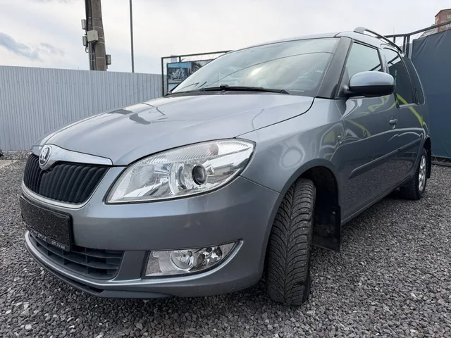 Škoda Roomster 1.2 TSI Ambition – fotografia 5 z 15