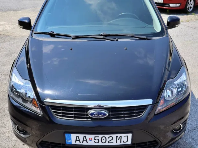 Ford Focus 1.6 TDCi Trend – fotografia 4 z 15