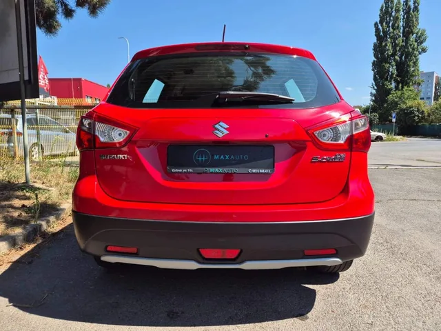 Suzuki SX4 S-Cross 1.6 i VVT Elegance 2WD – fotografia 6 z 15