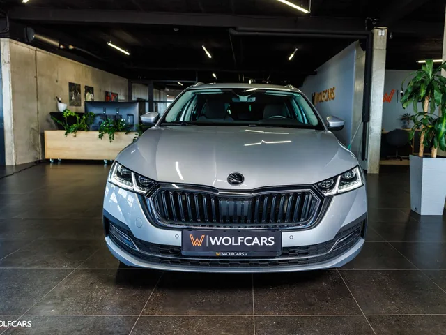 Škoda Octavia Combi Style 2.0 TDI DSG 110 kW – fotografia 2 z 15