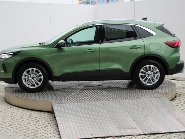 Ford Kuga 1.5 EcoBoost Titanium – fotografia 5 z 15