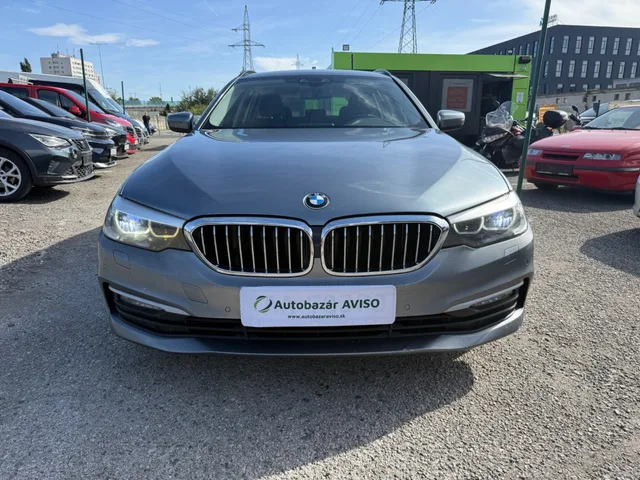 BMW Rad 5 Touring 520d A/T – fotografia 2 z 15