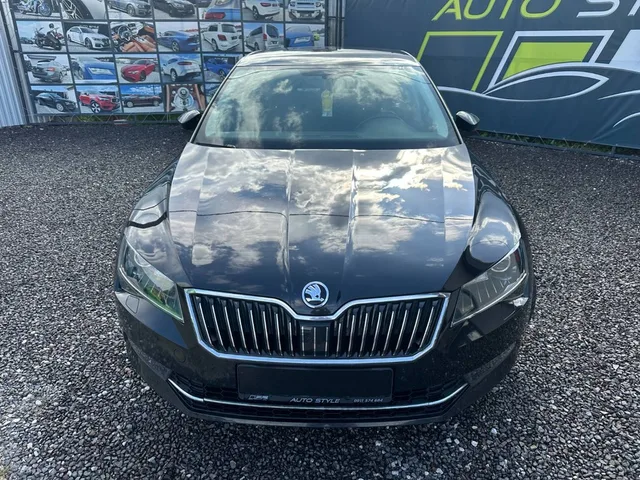 Škoda Superb 1.6 TDI Ambition – fotografia 3 z 15
