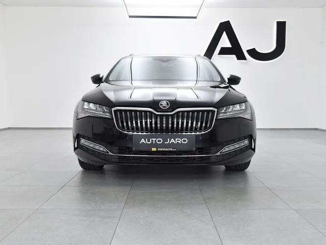 Škoda Superb Combi 2.0 TDI Style DSG – fotografia 3 z 15