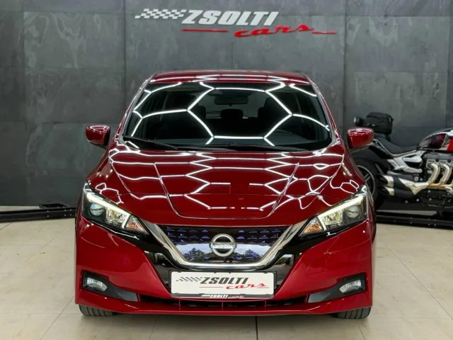 Nissan Leaf 40kWh Acenta – fotografia 5 z 15