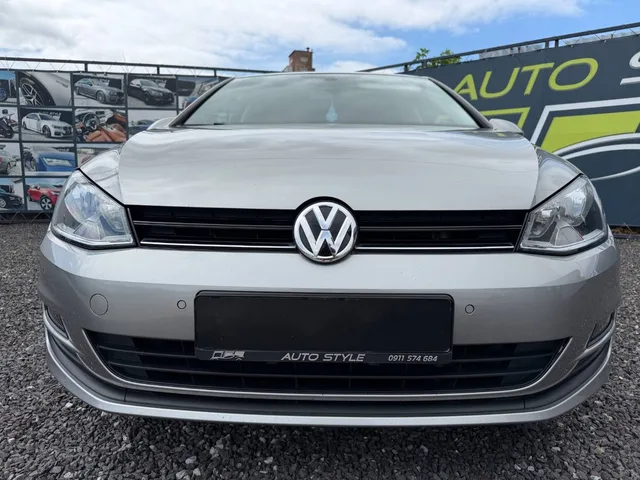 Volkswagen Golf 1.2 TSI Comfortline – fotografia 3 z 15