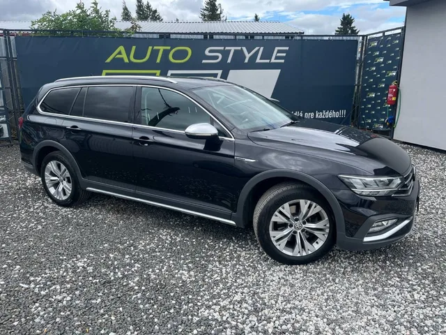Volkswagen Passat Alltrack 2.0 TDI 4Motion DSG – fotografia 3 z 15