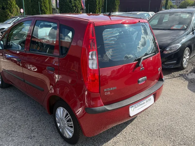 Mitsubishi Colt 1.3 MPI – fotografia 6 z 15