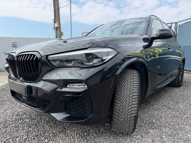 BMW X5 xDrive30d A/T – fotografia 5 z 15
