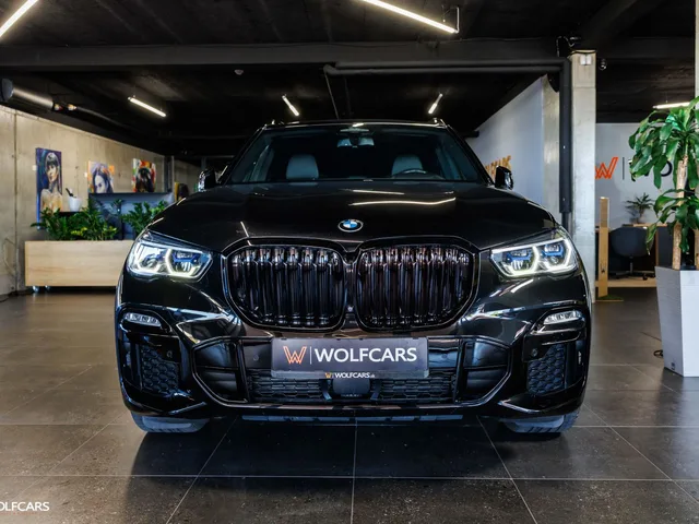 BMW X5 xDrive 40d M-Sport – fotografia 2 z 15