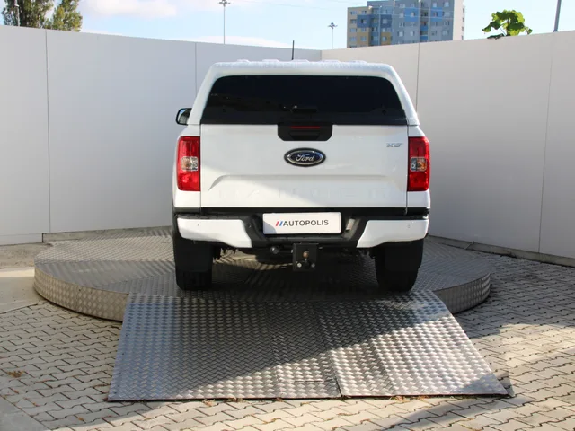 Ford Ranger 2.0 EcoBlue XLT 4x4 – fotografia 2 z 15