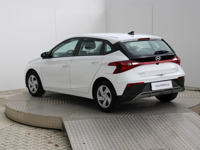 Hyundai i20 1.2 i Comfort 58 kW – fotografia 3 z 15