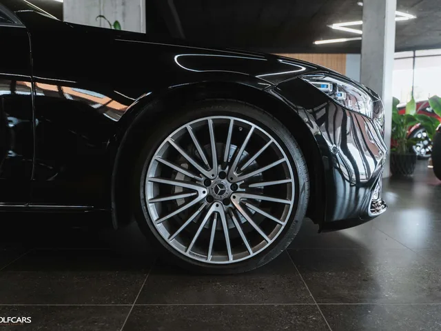 Mercedes-Benz S 400 d 4MATIC – fotografia 4 z 15