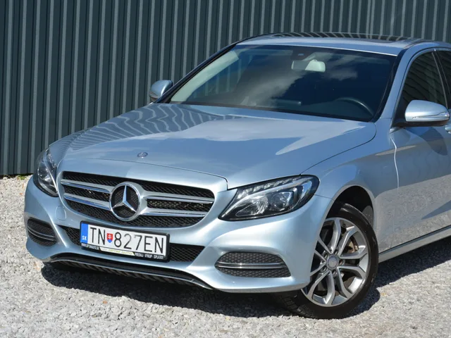 Mercedes-Benz C-Klasse 2.2 4x4 – fotografia 2 z 15