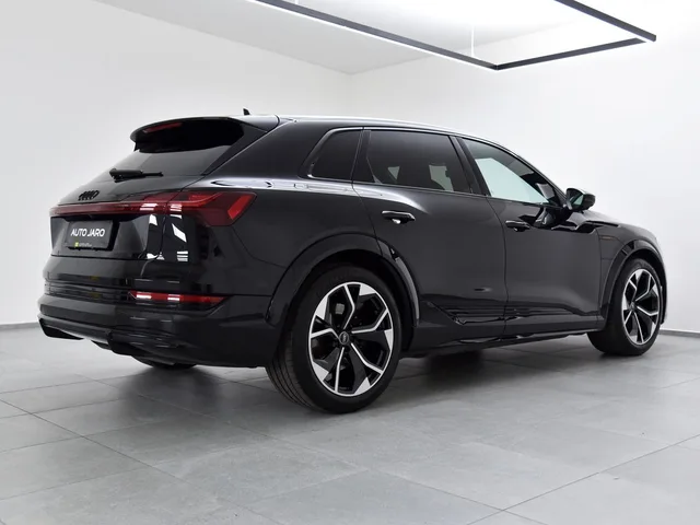 Audi e-tron S quattro A/T – fotografia 6 z 14