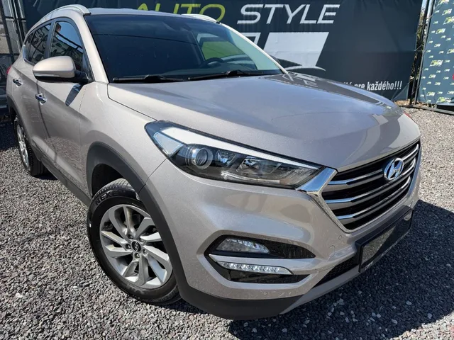 Hyundai Tucson 1.7 CRDi Comfort – fotografia 2 z 15