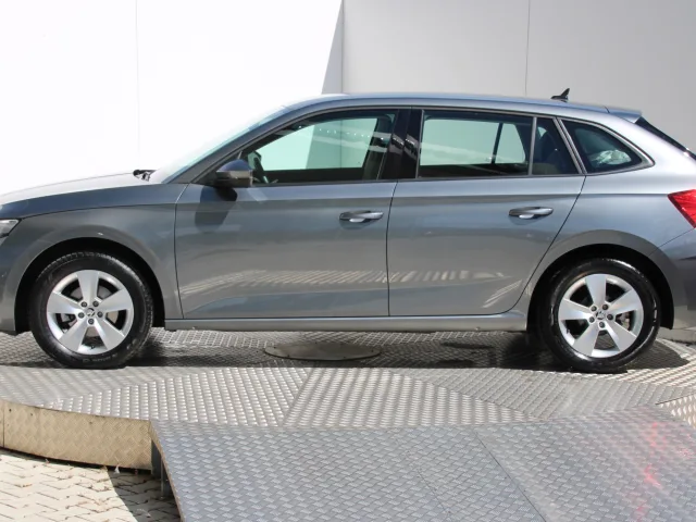 Škoda Scala 1.5 TSI 110 kW Selection – fotografia 2 z 15