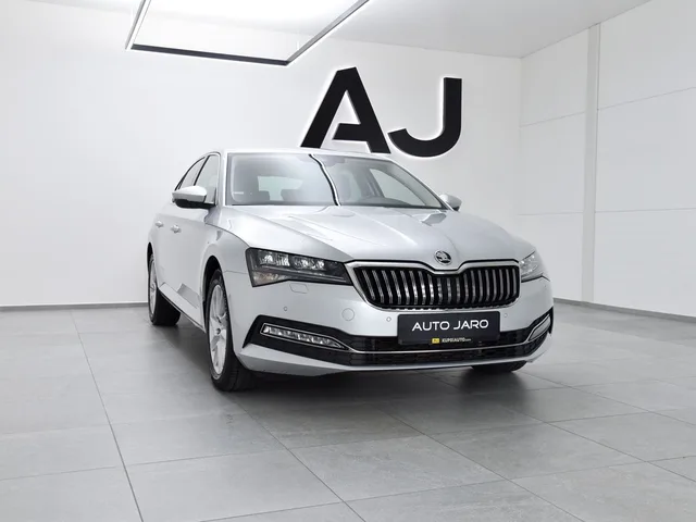 Škoda Superb 2.0 TDI Style DSG – fotografia 4 z 15