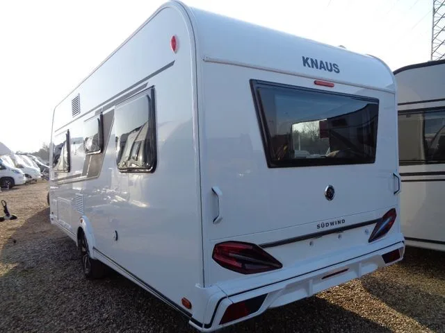 Knaus Südwind 500 FU 60 Years – fotografia 3 z 15