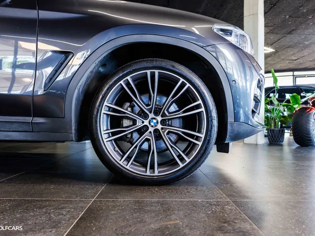 BMW X4 xDrive 30d 210kW – fotografia 4 z 15