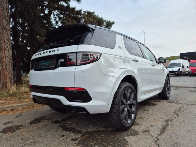 Land Rover Discovery Sport 2.0D MHEV D200 AWD A/T – fotografia 6 z 15