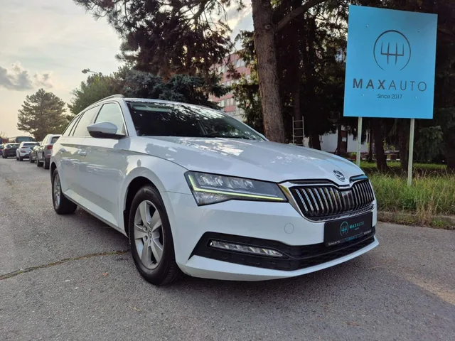 Škoda Superb Combi 2.0 TDI SCR Style DSG – fotografia 3 z 15