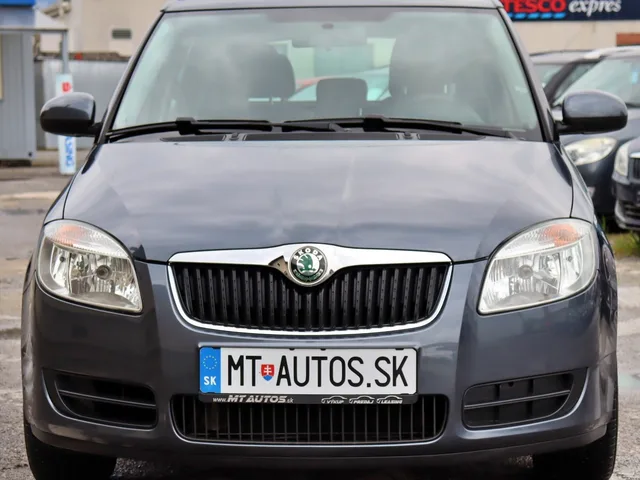 Škoda Fabia 1.4 Ambiente – fotografia 5 z 15
