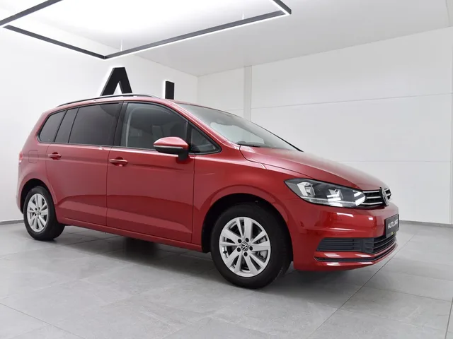Volkswagen Touran 2.0 TDI Comfortline DSG – fotografia 6 z 15